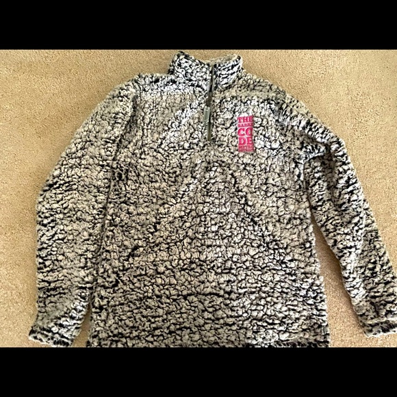 The Barre Code Sherpa Fleece Pullover - Size Small - Picture 1 of 1